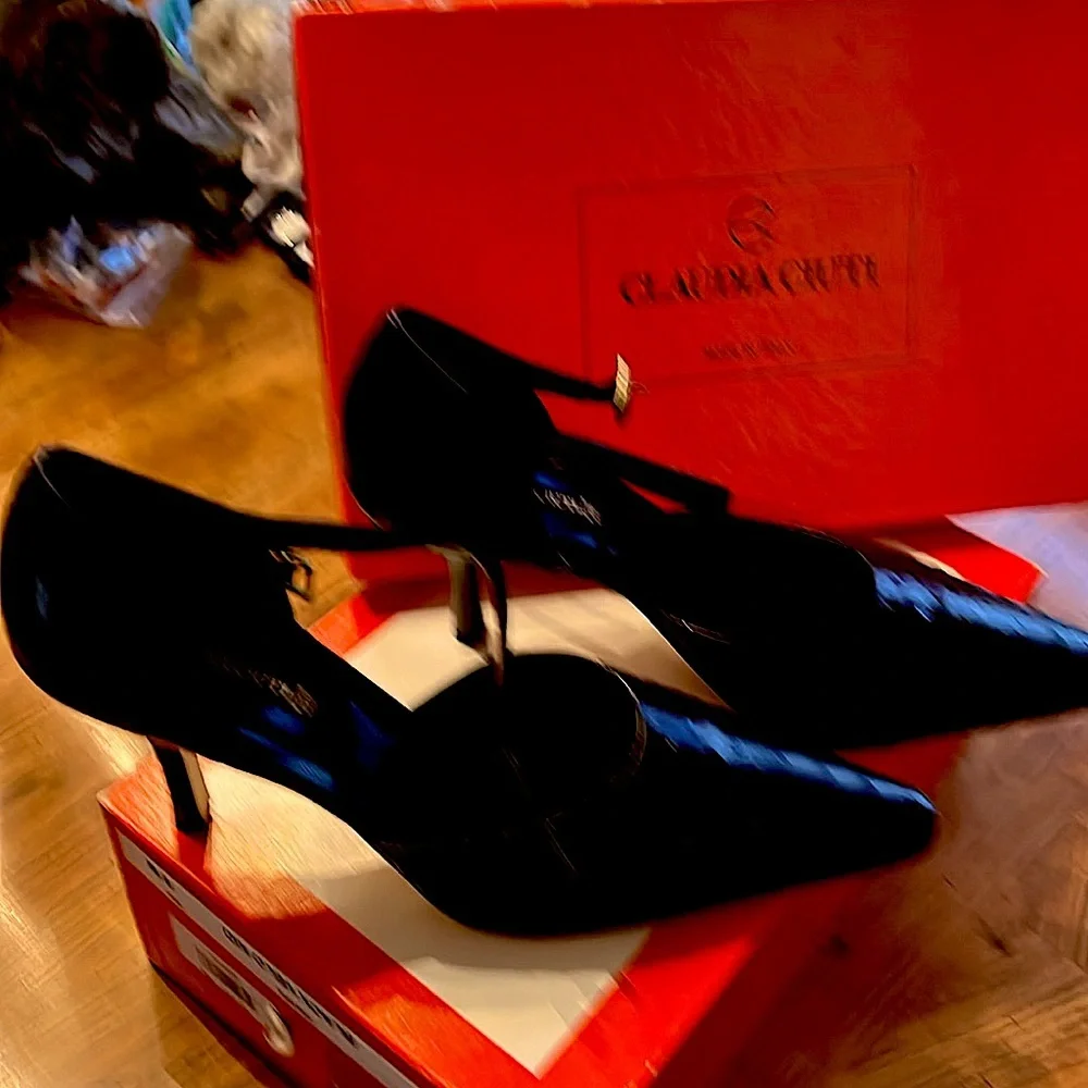 NWOTIB 🍁🔥Claudia CiutiBlack KidAll leather.Italy.S8Pointed Ankle shoeElegant🥰